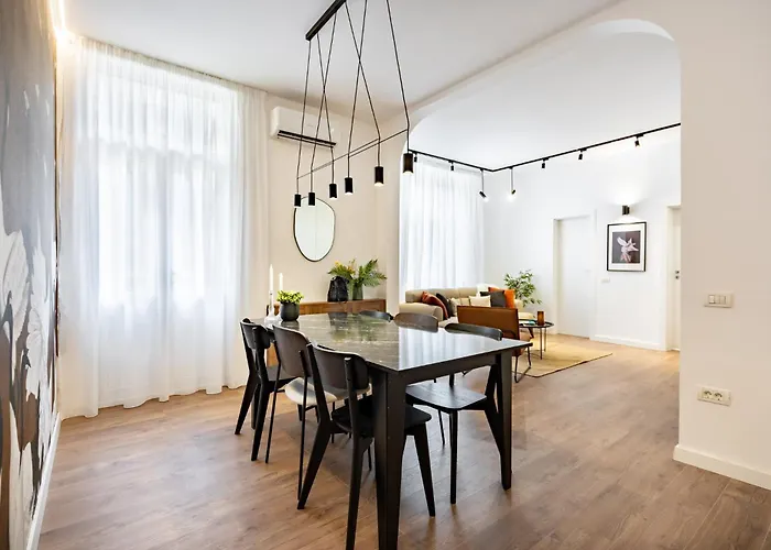 The Nest - Center - Old - 2 Bedrooms * Bucharest