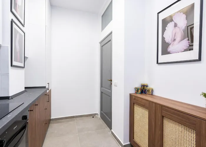 Apartament The Nest - Center - Old - 2 Bedrooms Bukareszt