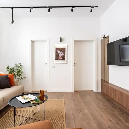 The Nest - Center - Old - 2 Bedrooms Apartment