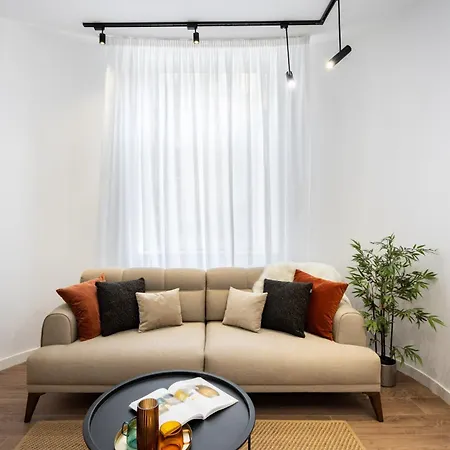 Apartment The Nest - Center - Old - 2 Bedrooms Bucharest