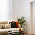 The Nest Center 2bedroom Apartment Bucharest